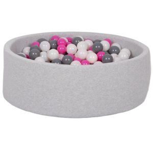 Penasti bazen z 200 žogicami